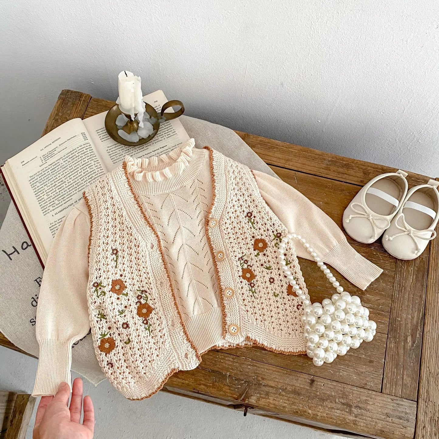 2024 Autumn Fashion Toddler Girl's Knitted Vest - Soft and Comfortable Embroidered Cardigan Vest for Infants - Hot Sale!