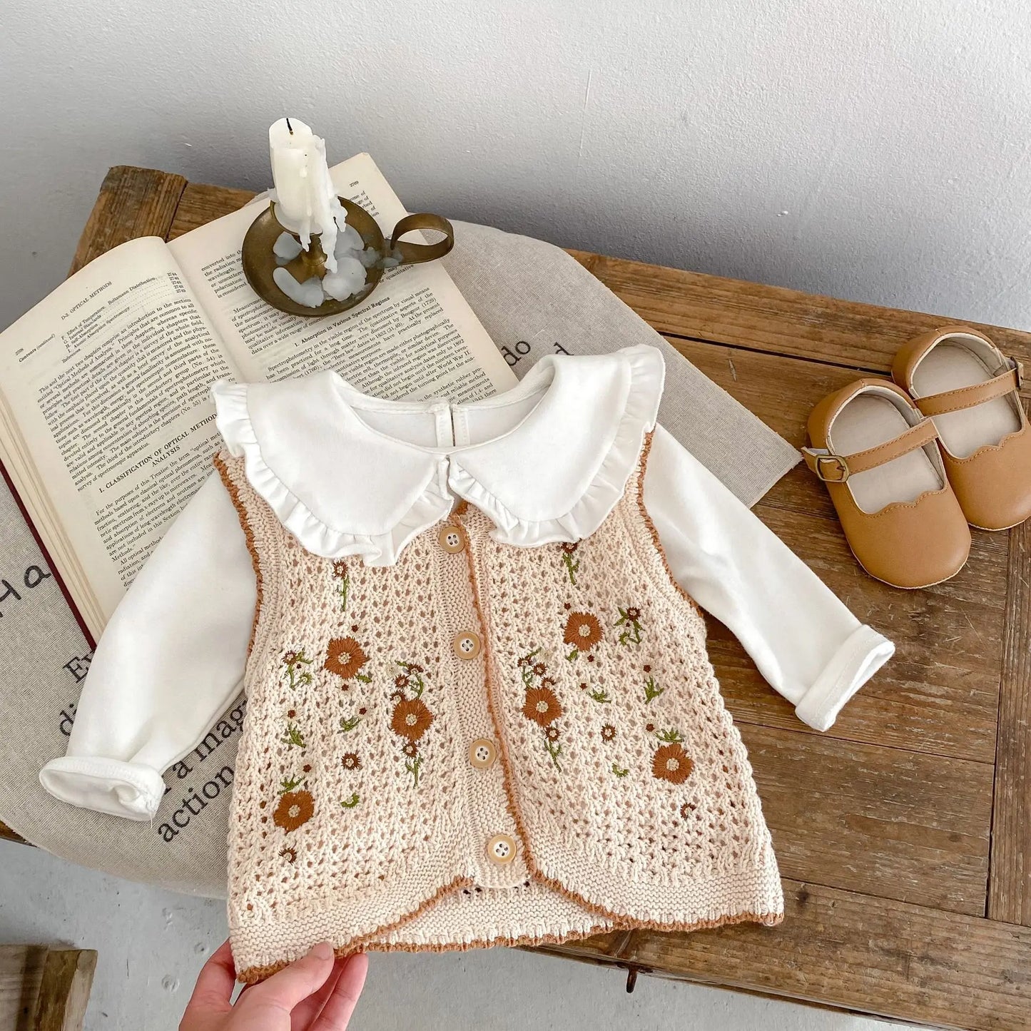 2024 Autumn Fashion Toddler Girl's Knitted Vest - Soft and Comfortable Embroidered Cardigan Vest for Infants - Hot Sale!